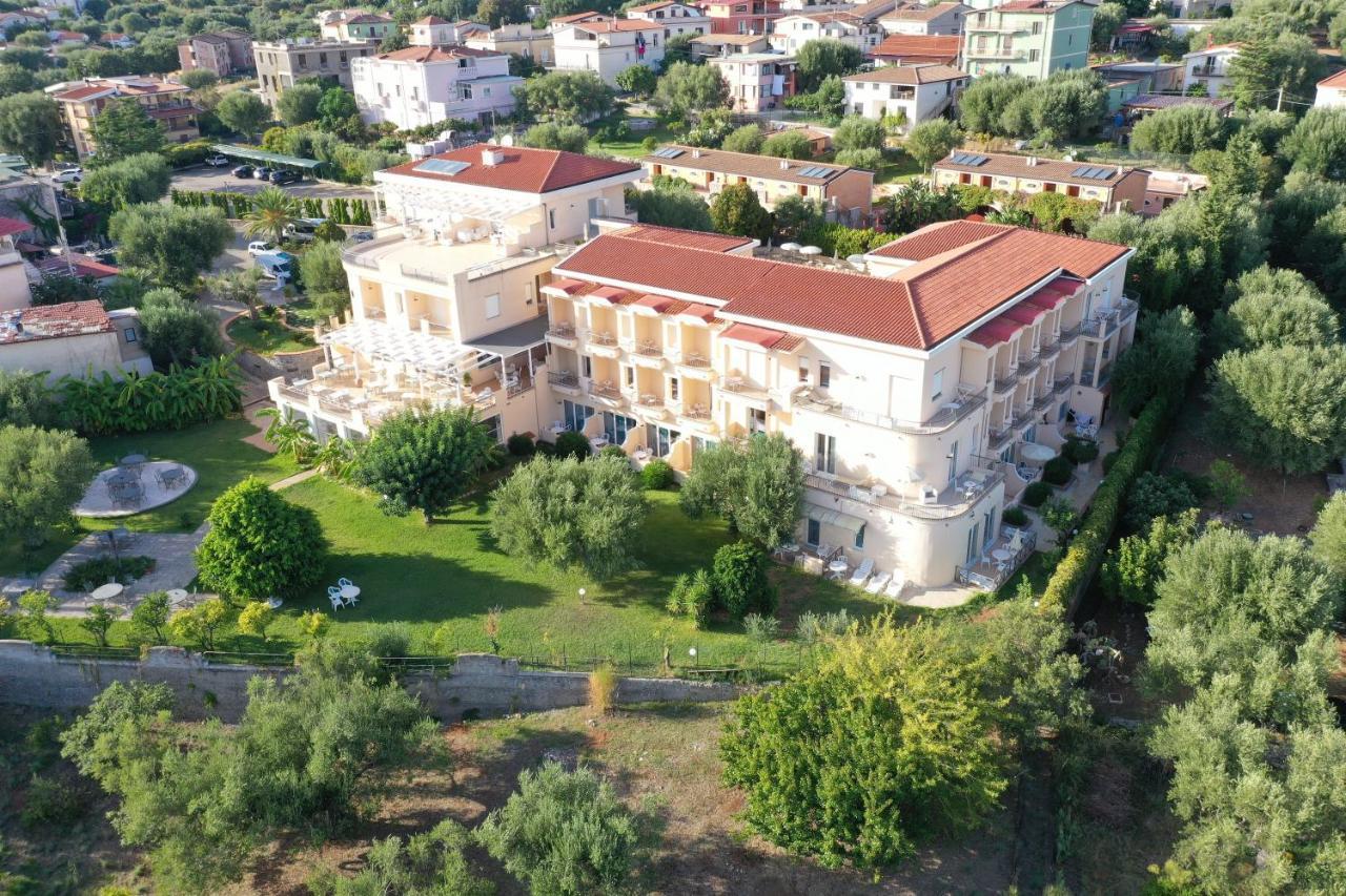 Hotel America Marina di Camerota Esterno foto